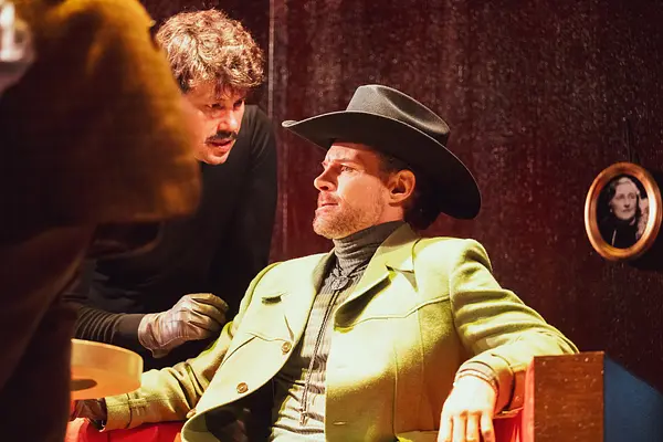 Slepkavība Austrumu ekspresī