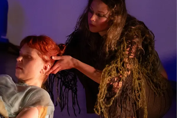 Pasteļtoņa klusums