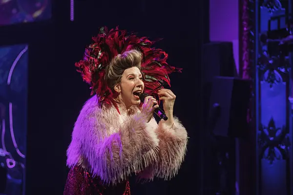 Ar mani atkal runā… Ilze!