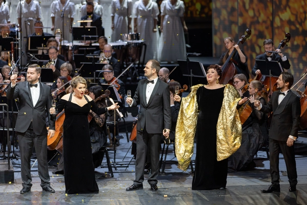 Gadumijas koncerts Operā